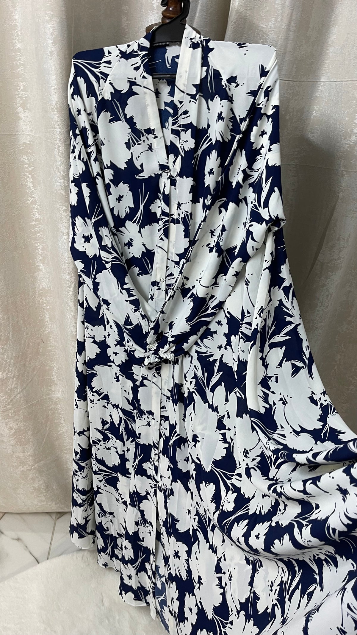 Long Flair Printed - White with navy