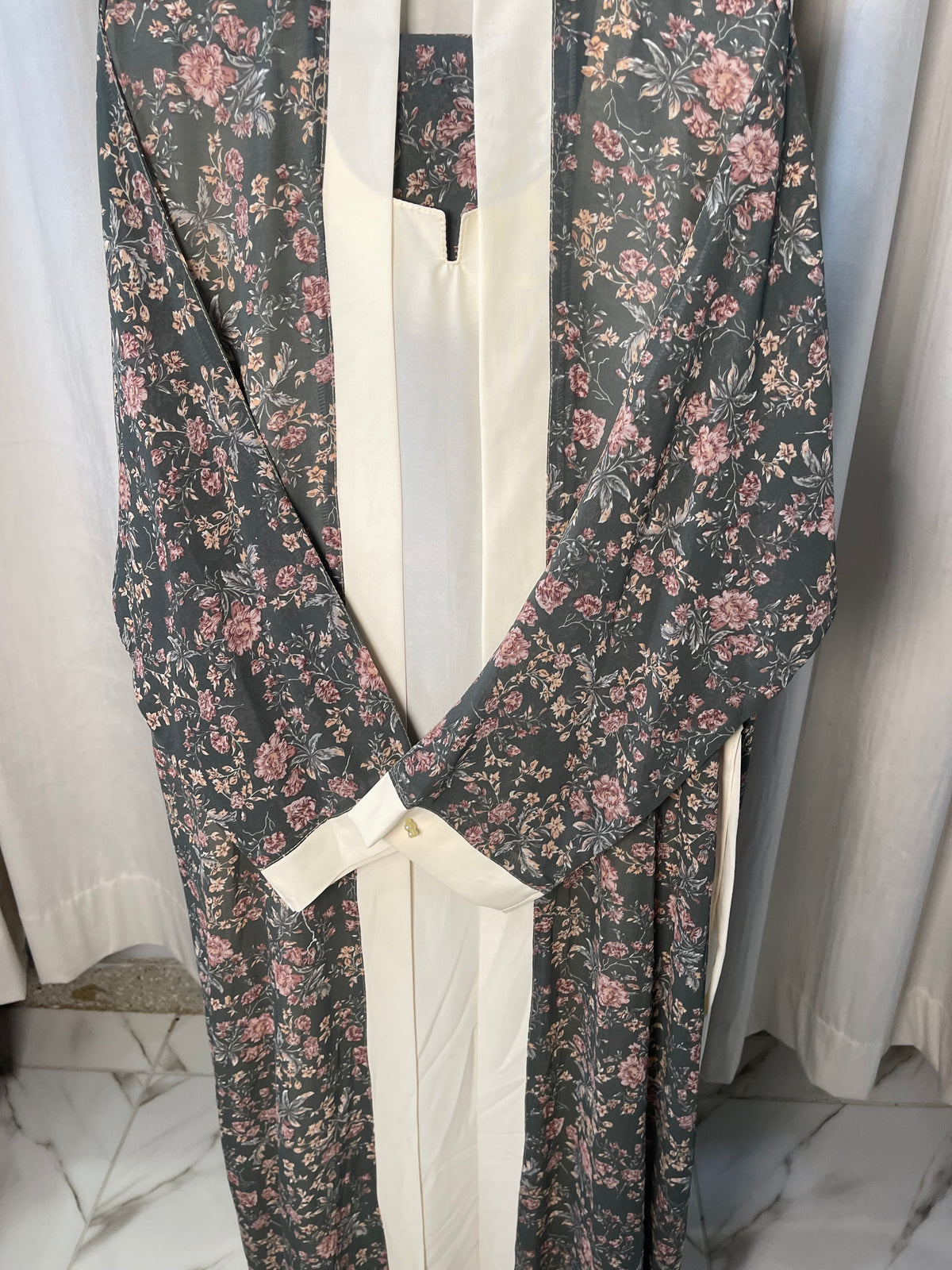 Printed Coat With Plain Inner Abaya With Hijab and Pins