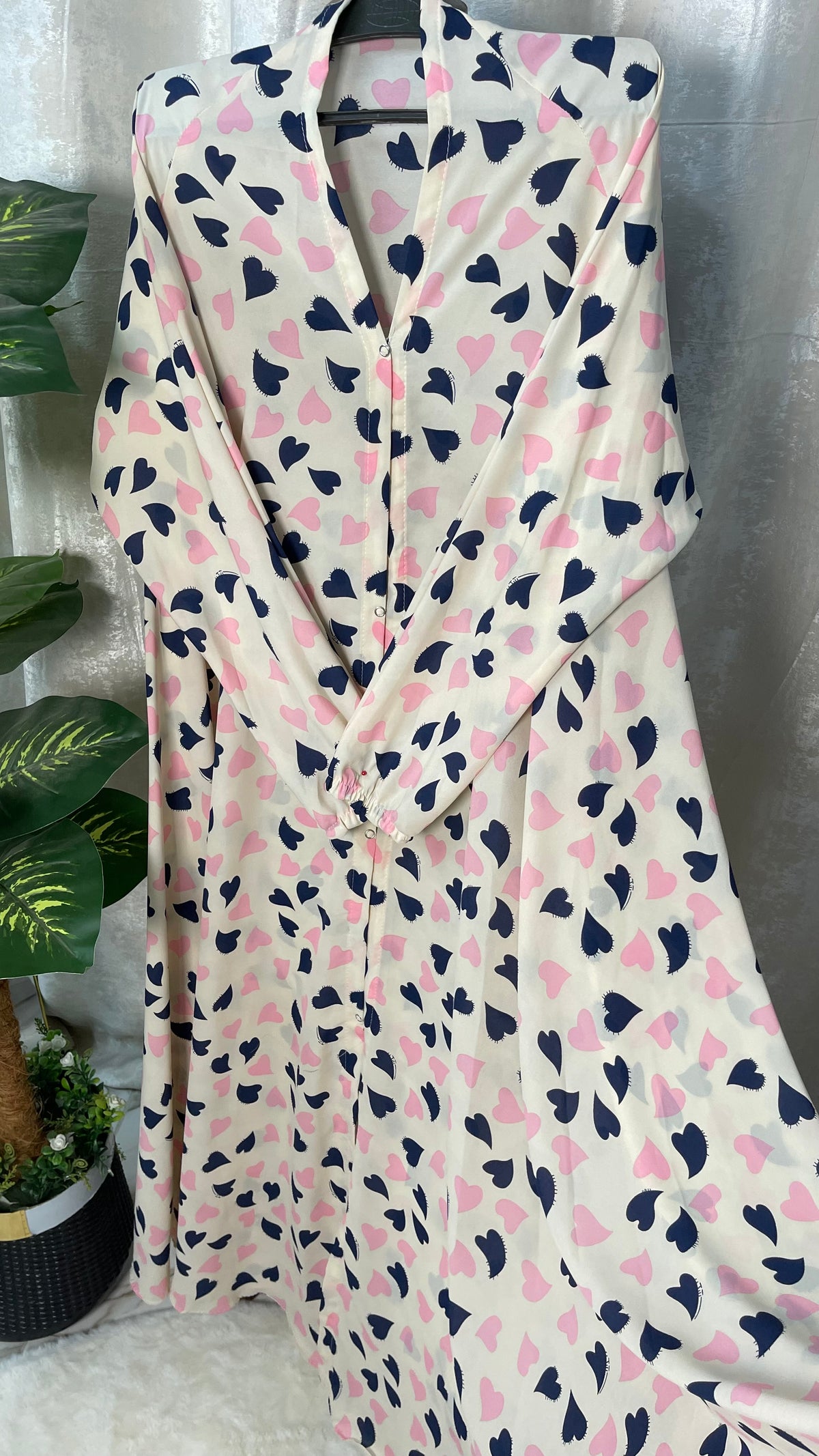 Long Flair Abaya Set - Cream with hearts