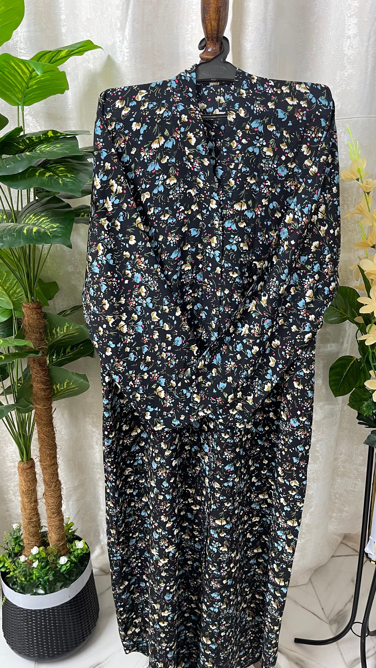 Black with blue White Brown