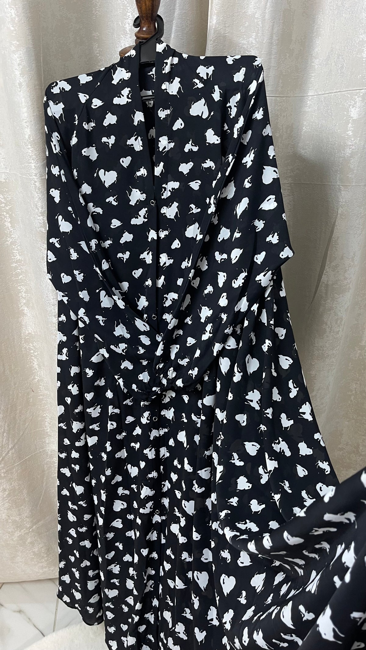 Long Flair Printed - Black with white