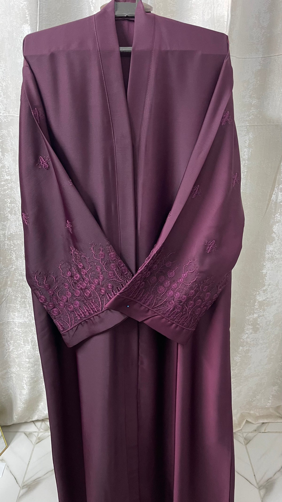 Maroon Abaya With Embriodery