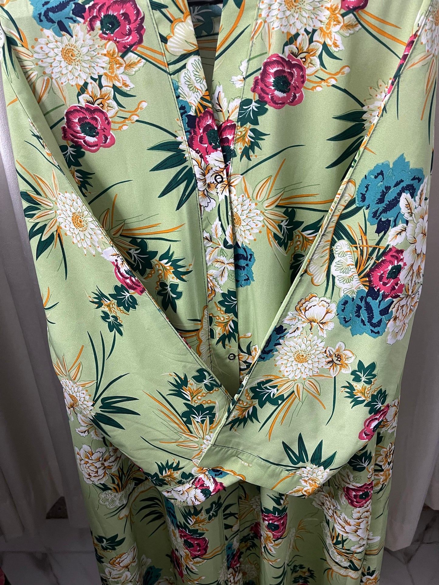 Printed Abaya -Light Green with margenda flowers