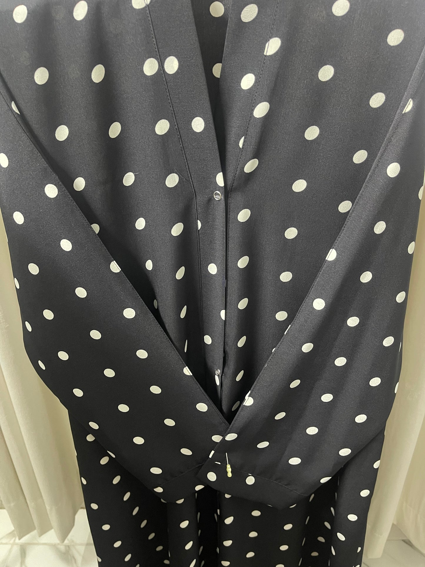 Printed Abaya - Black With Polka
