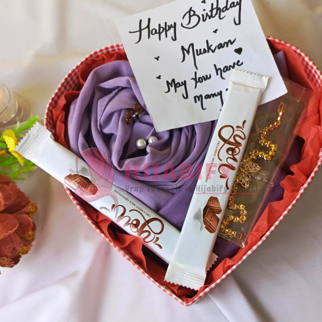 Hijabify Heart Box - 1 Hijab Set
