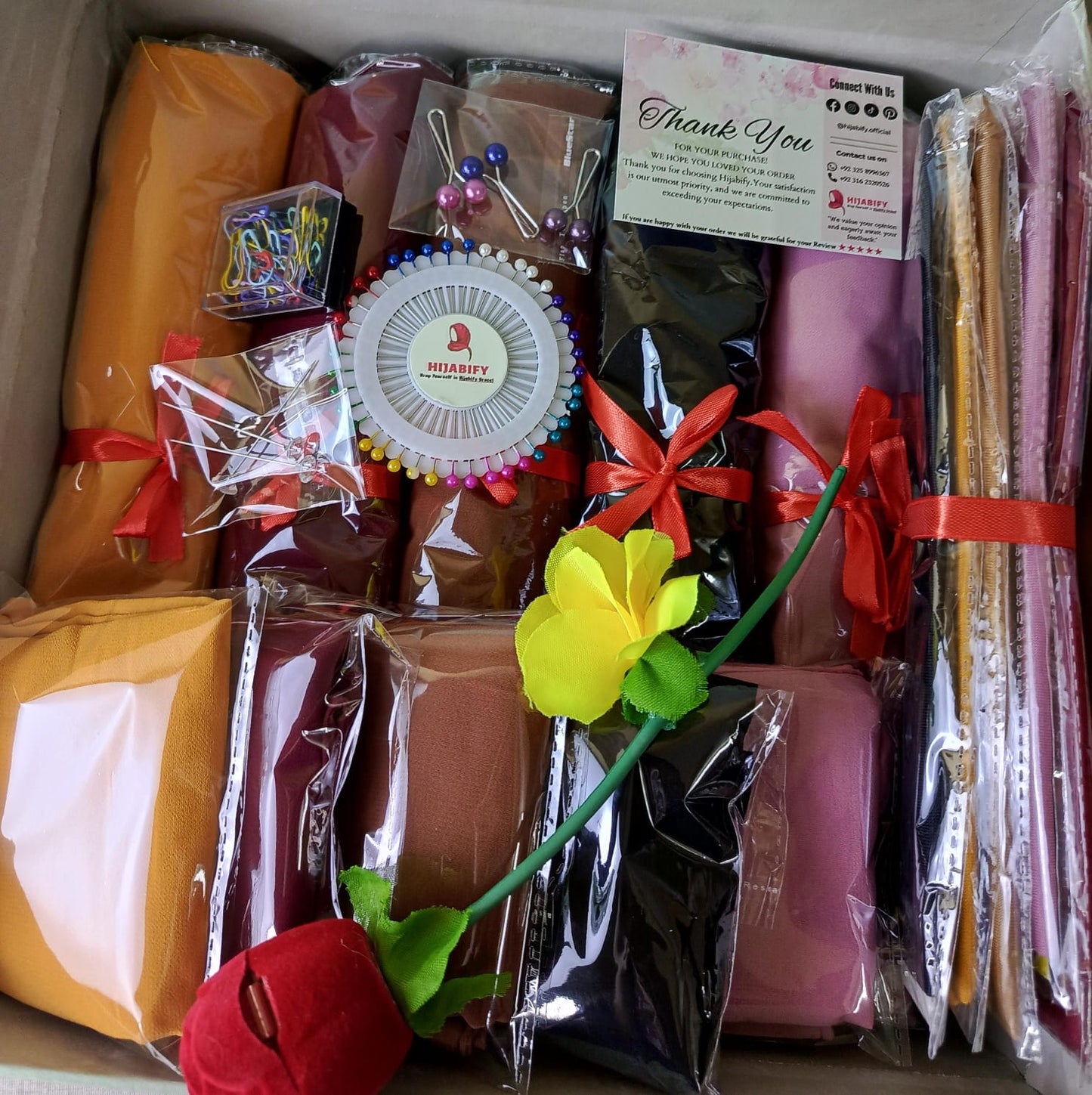 Mega Hijab Box (5 Hijab Sets) With Rose Ring Box