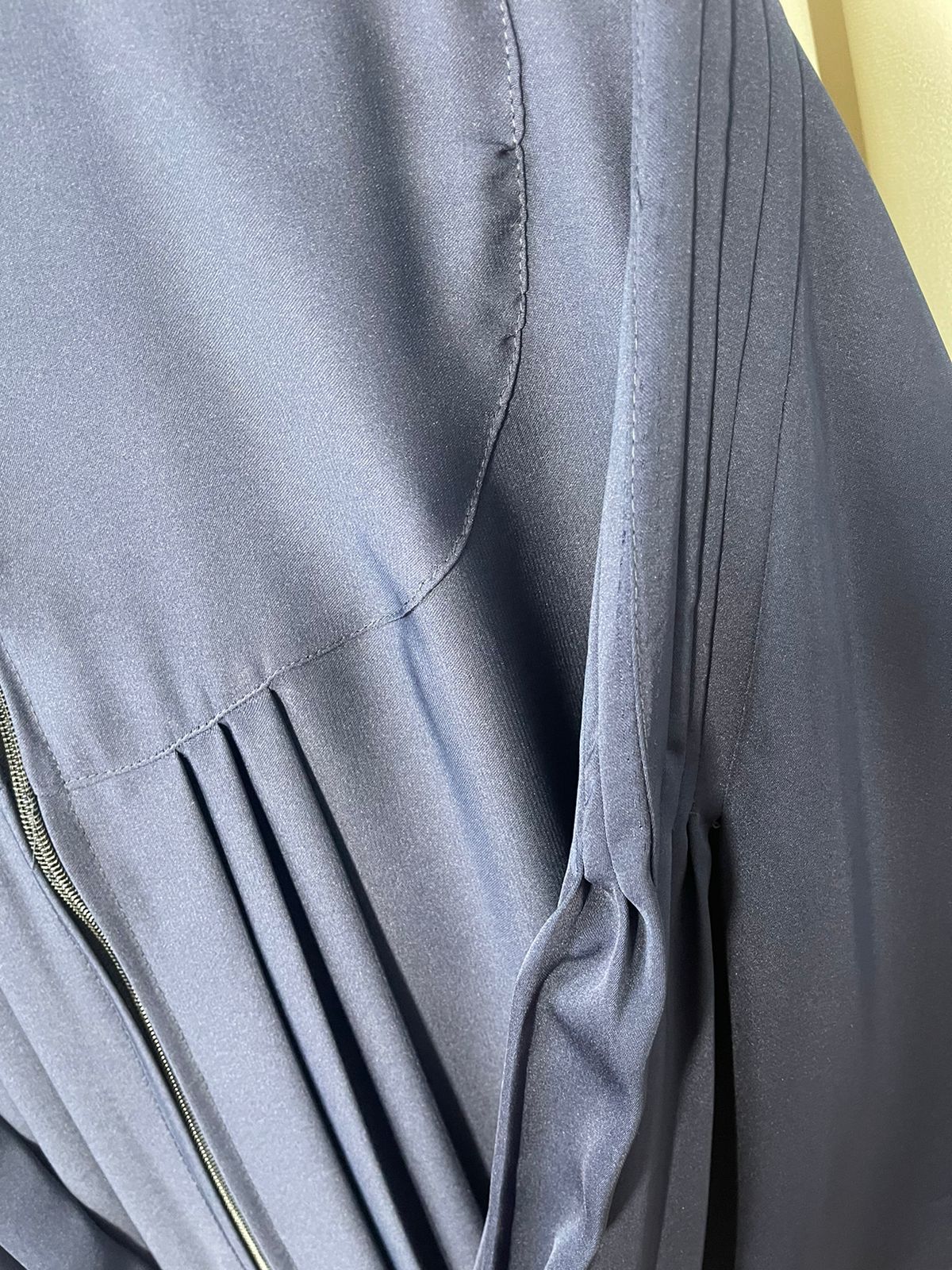FULL ZIPPER ABAYA WITH POCKETS
