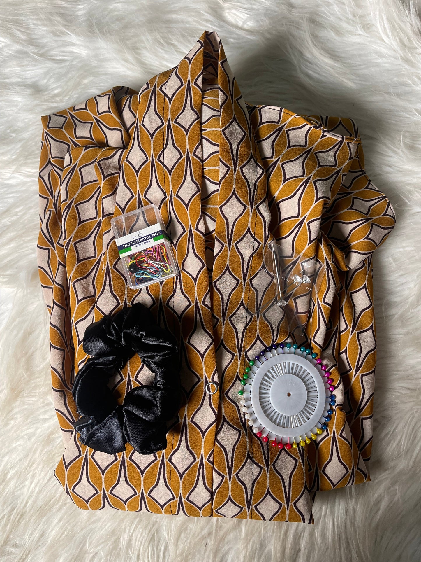 Long Flair Abaya With Scrunchie Pins