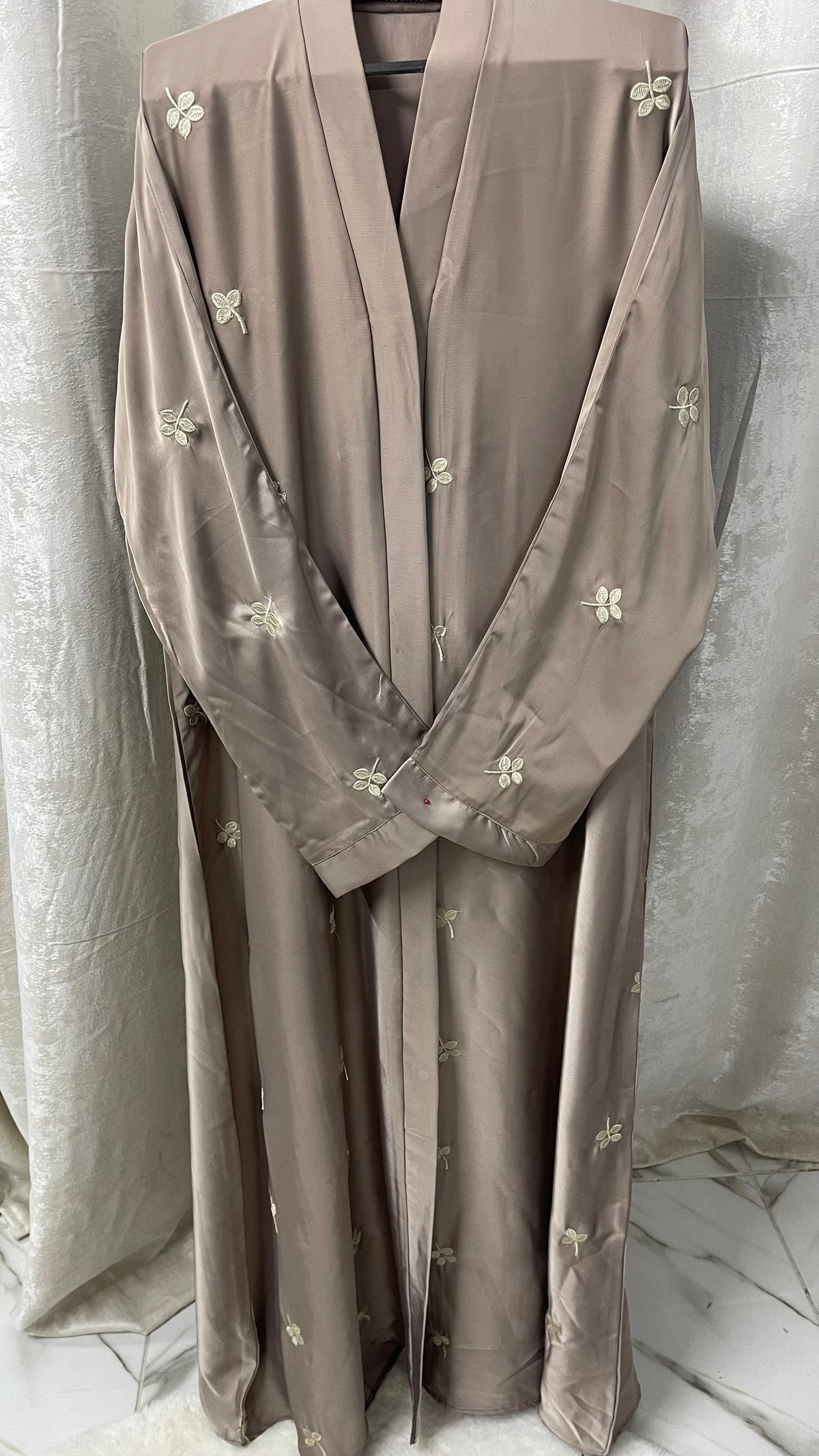 Embriodery abaya set - Beige