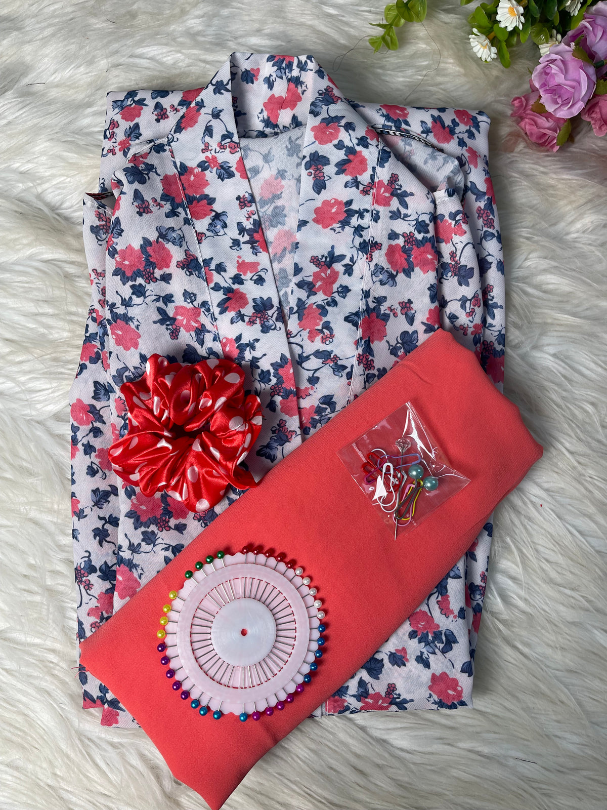 White with Stawberry flowers