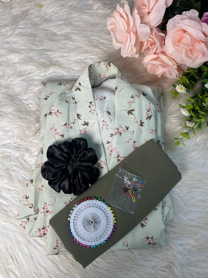 Pista with Olive pink flowers