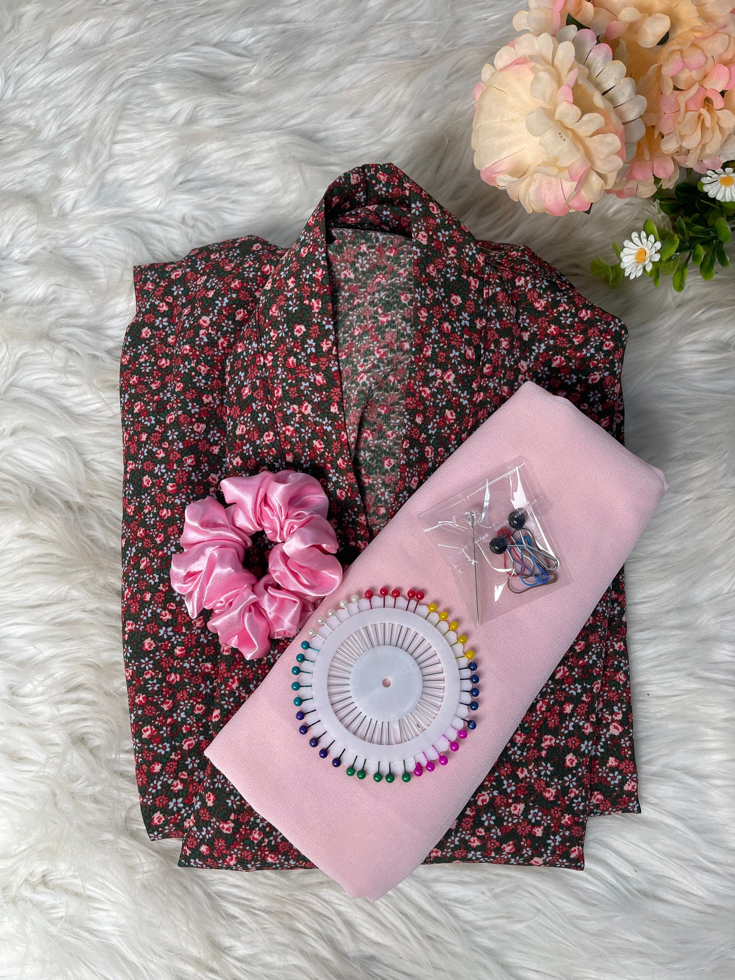 Olive With Mini Flowers