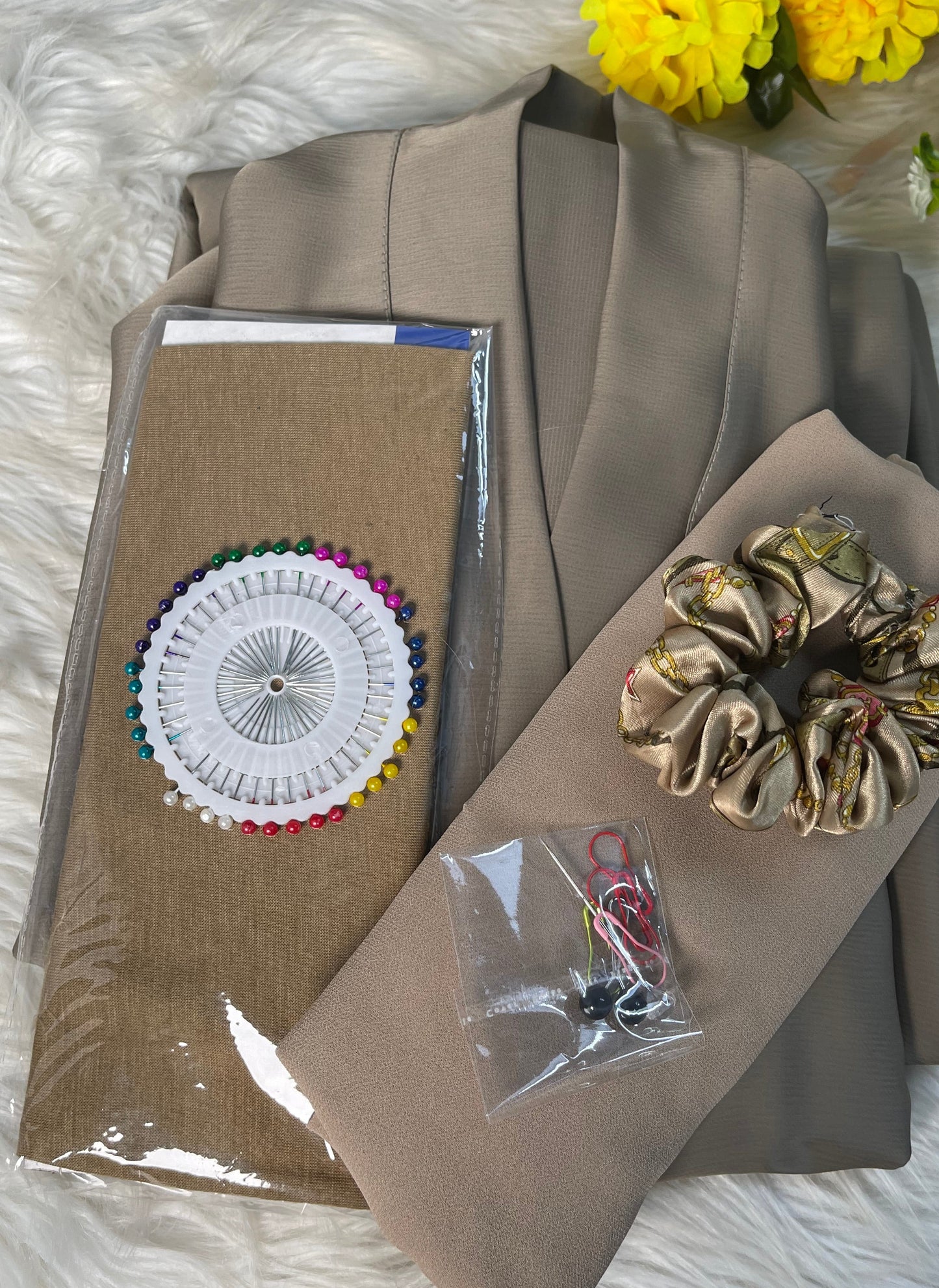 Tiktok Fabric Abaya Set - Beige