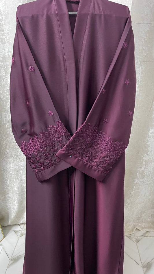 Maroon Abaya With Embriodery