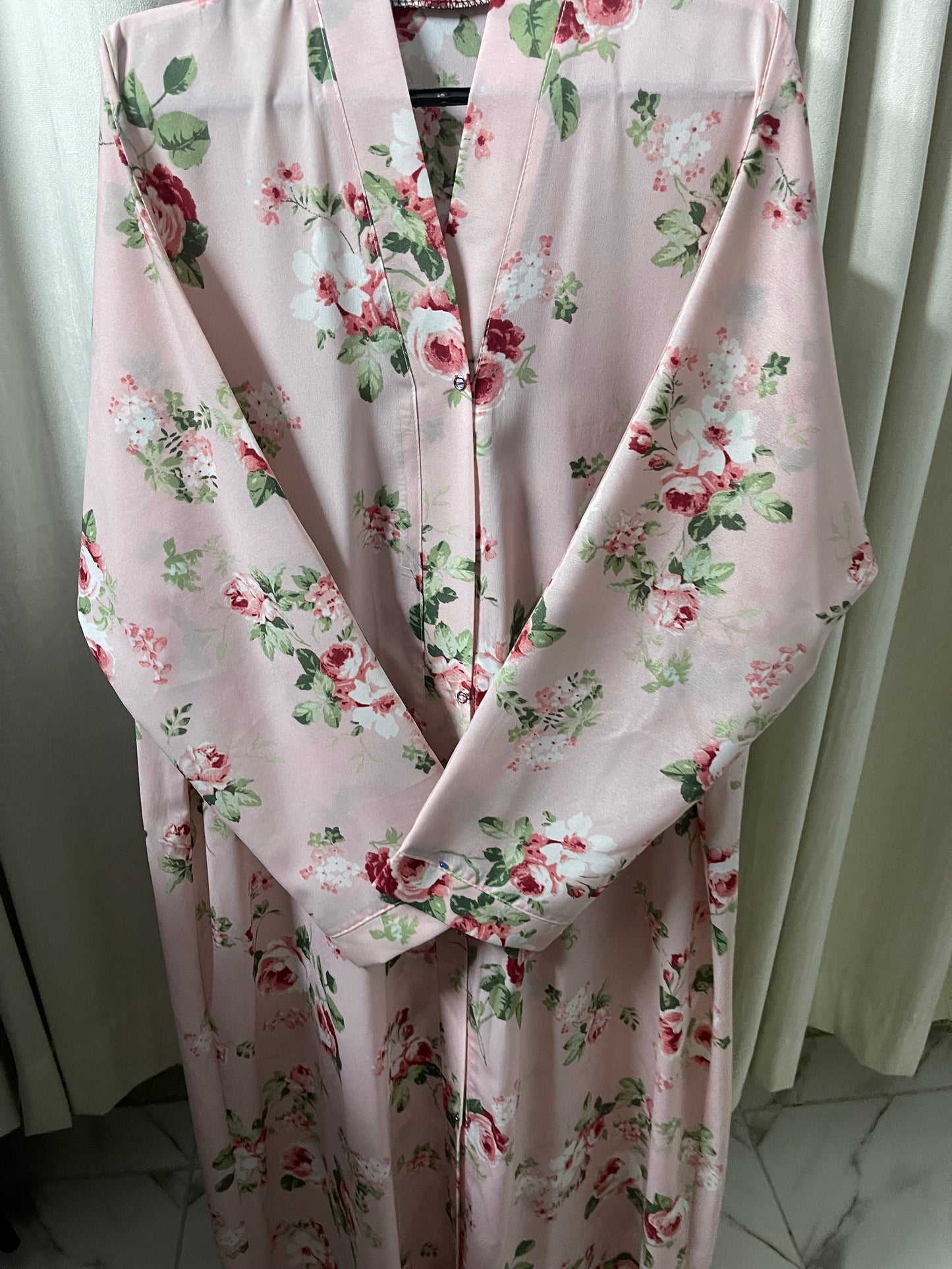 Light pink with mint