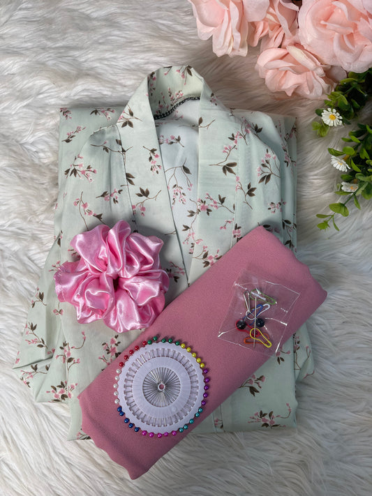 Pista with Olive pink flowers