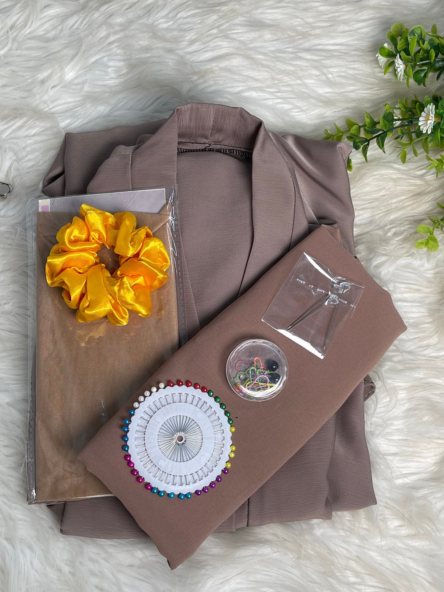 Tiktok Fabric Abaya Set - LightBrown