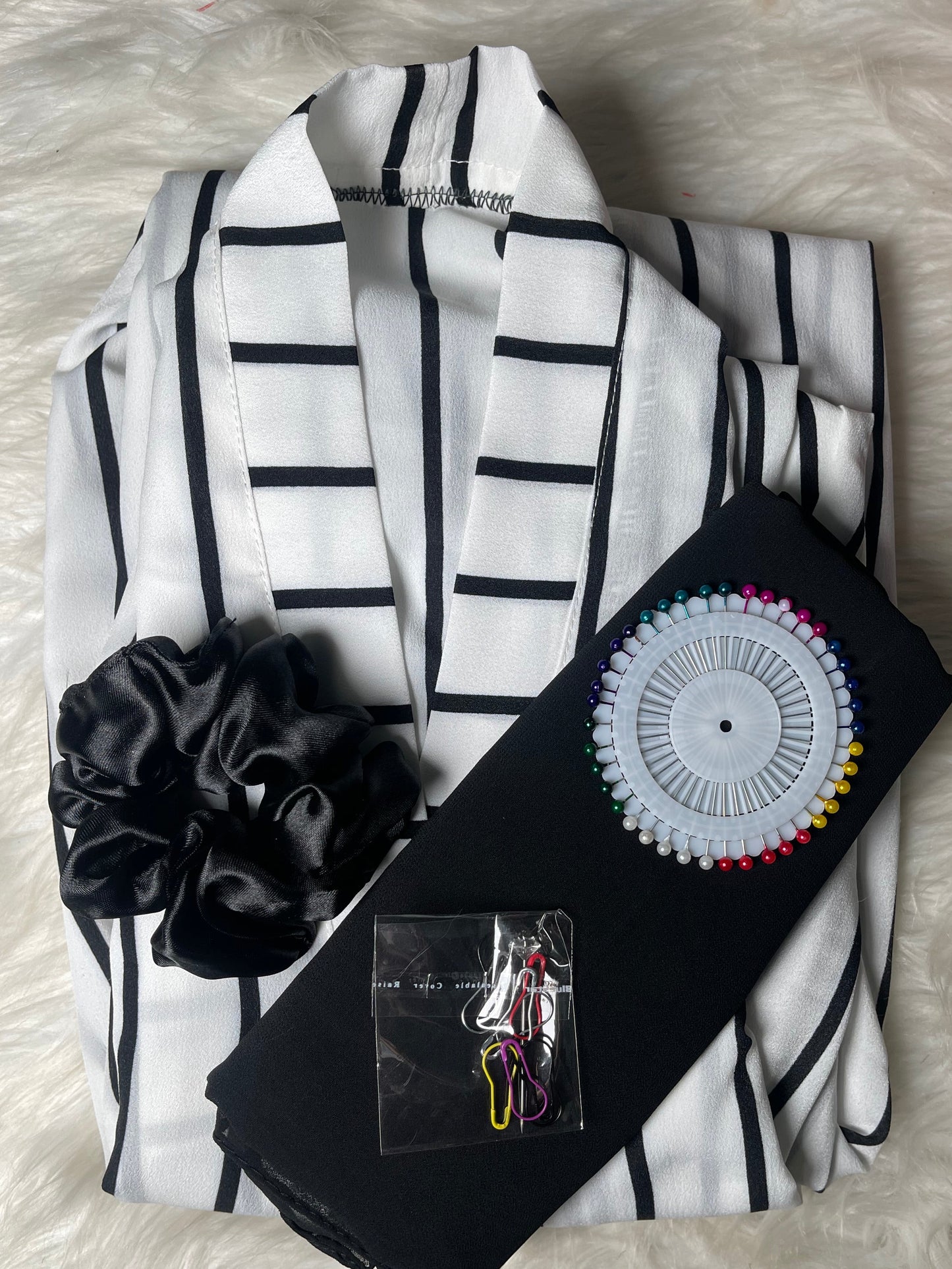 Printed Abaya - White with Black lines