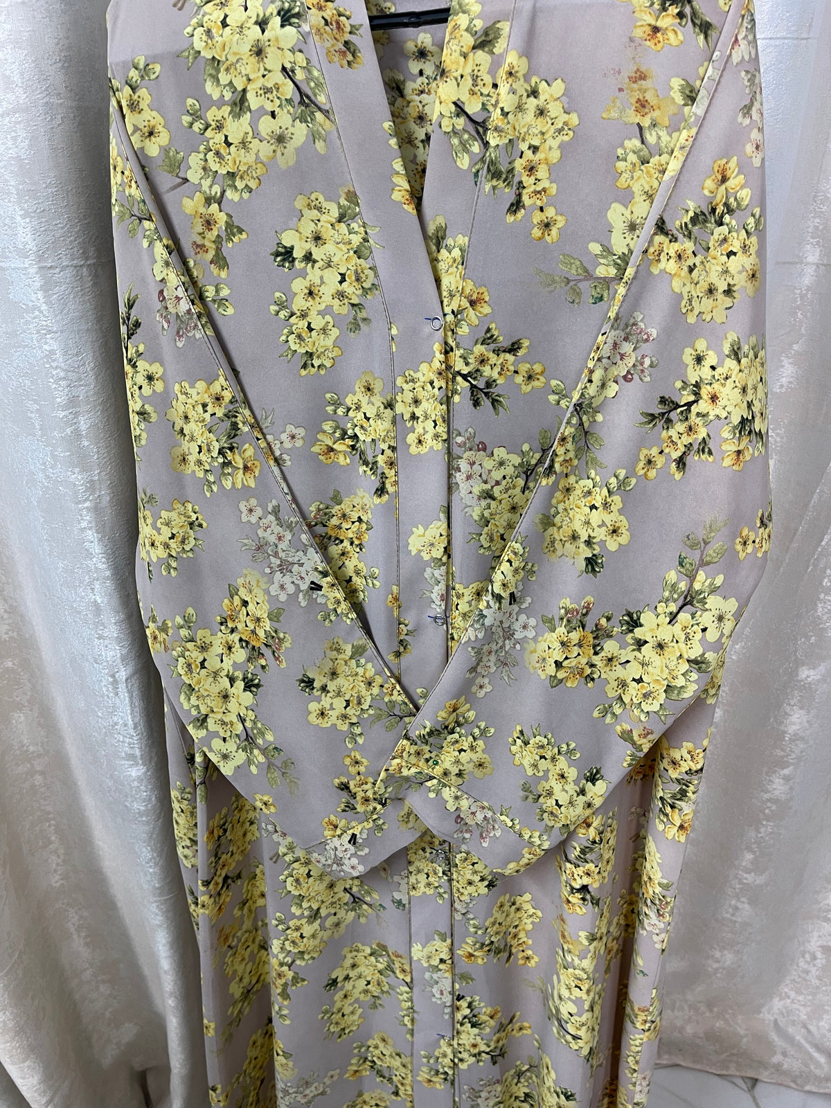 Cream Brown Flowers