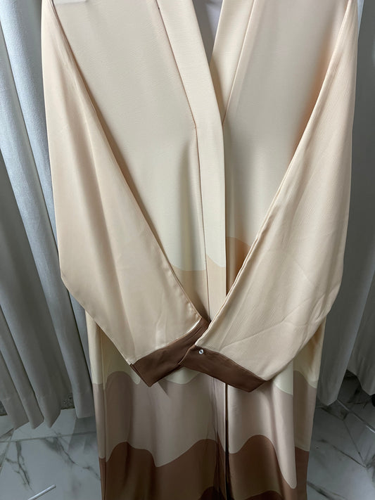 Tie n Die Abaya ( Tripple Shade ) - Creamy and Chocalate
