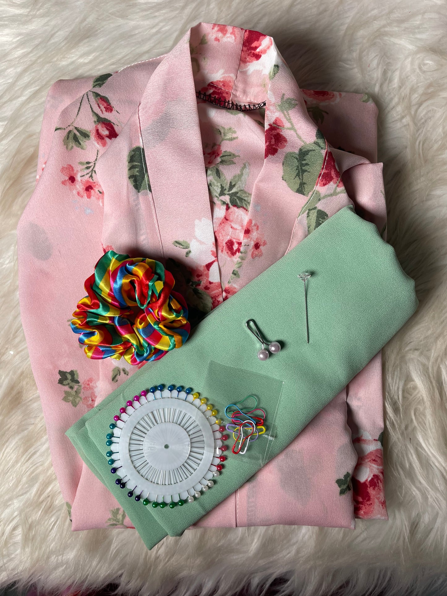Light pink with mint