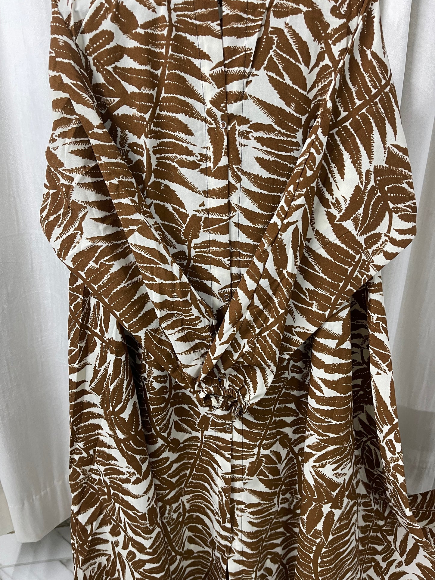 Long Flair Abaya Set - White  with chocalate brown