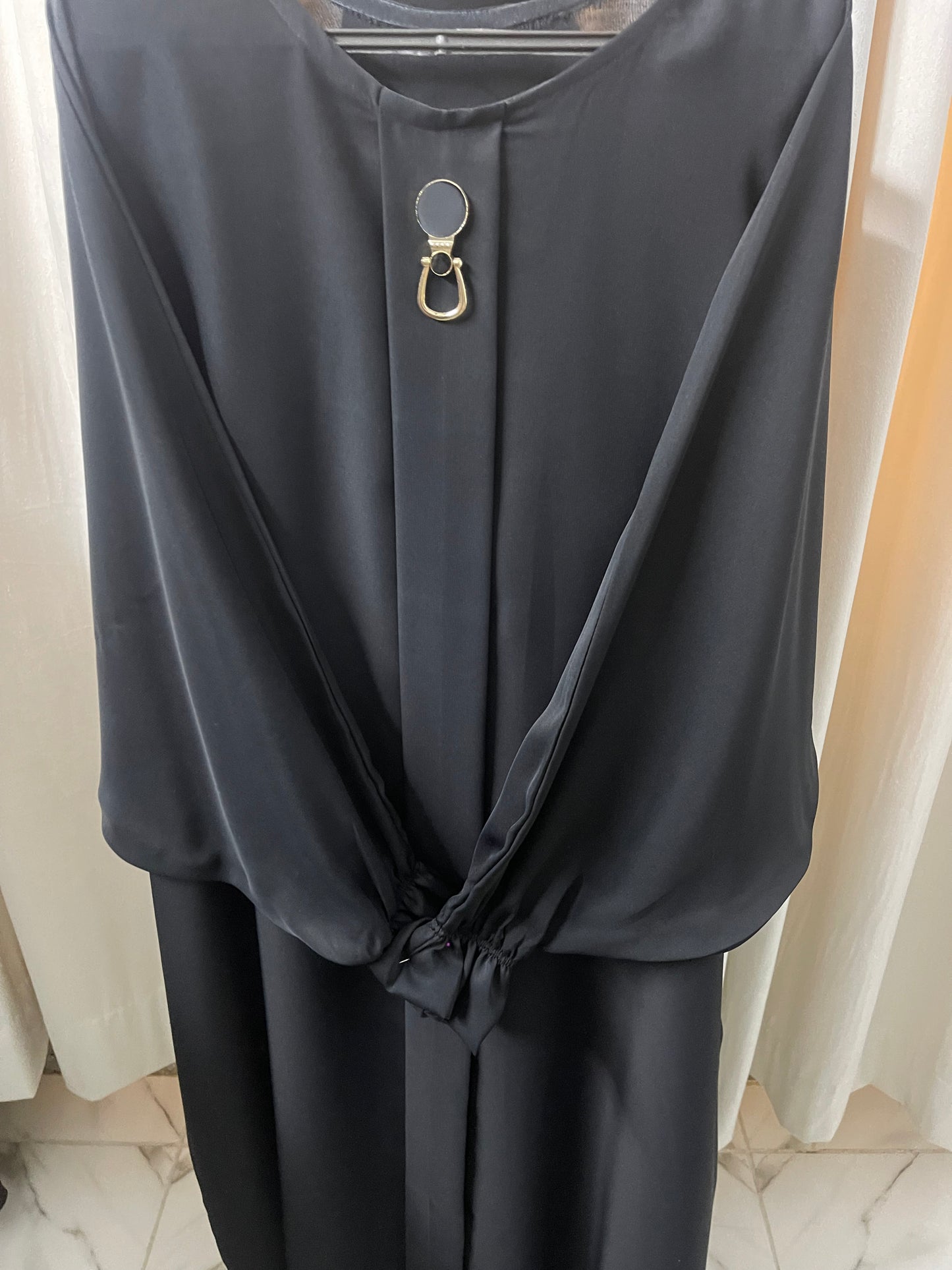 Black Kaftan Style Close Abaya