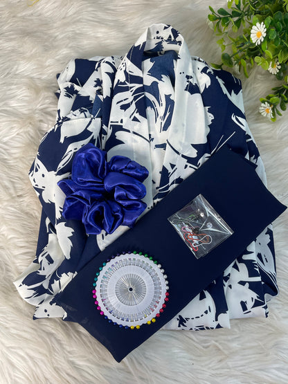 Long Flair Printed - White with navy