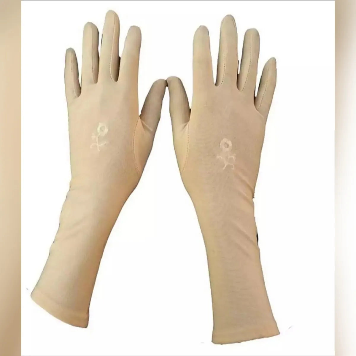 HAND GLOVES