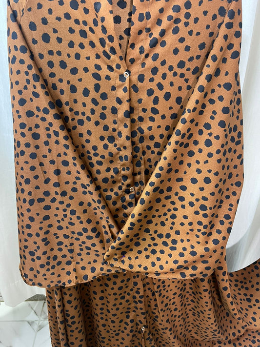 Long Flair Abaya - Brown with black dots