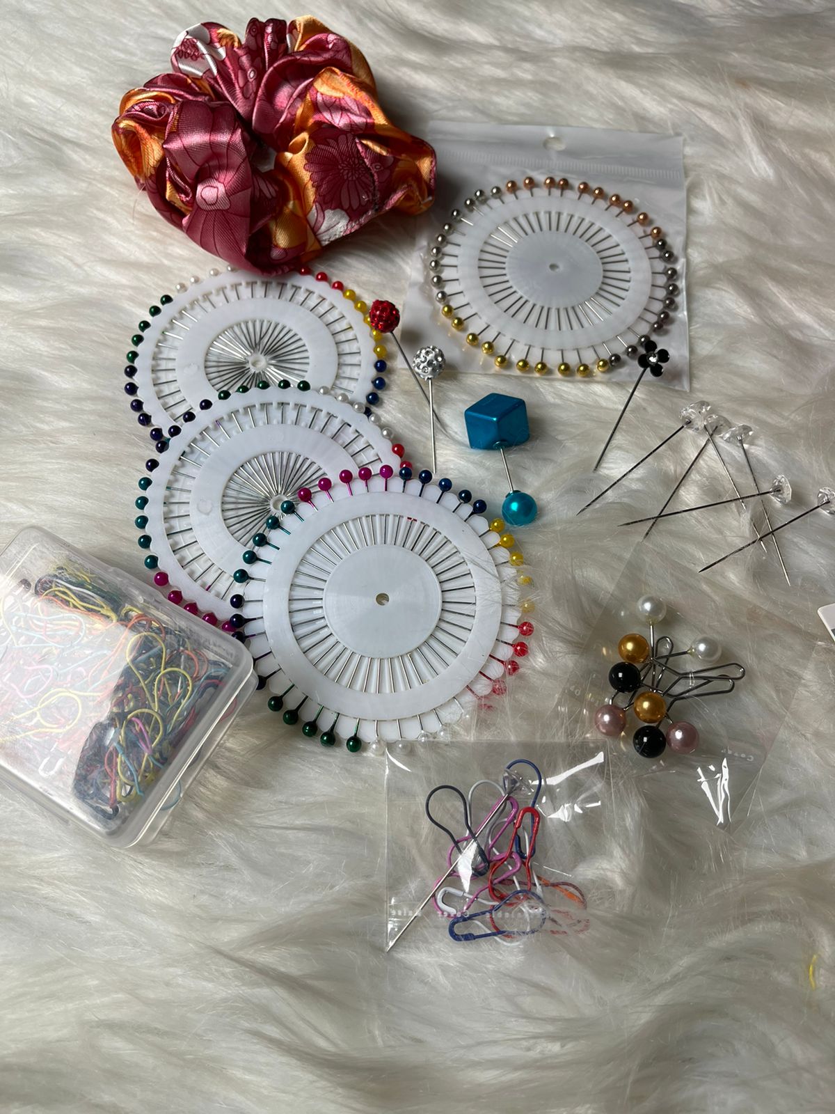 Pins Deal Only in 1000rs/-